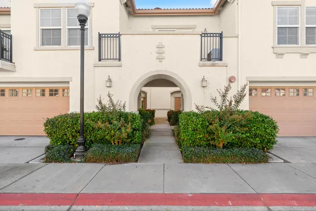 $349,999 | 3301 North Park Drive, Unit 513, Sacramento, CA 95835