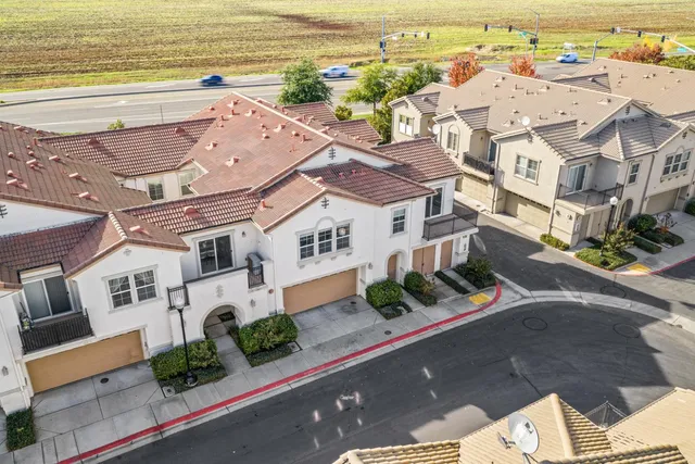 $349,999 | 3301 North Park Drive, Unit 513, Sacramento, CA 95835