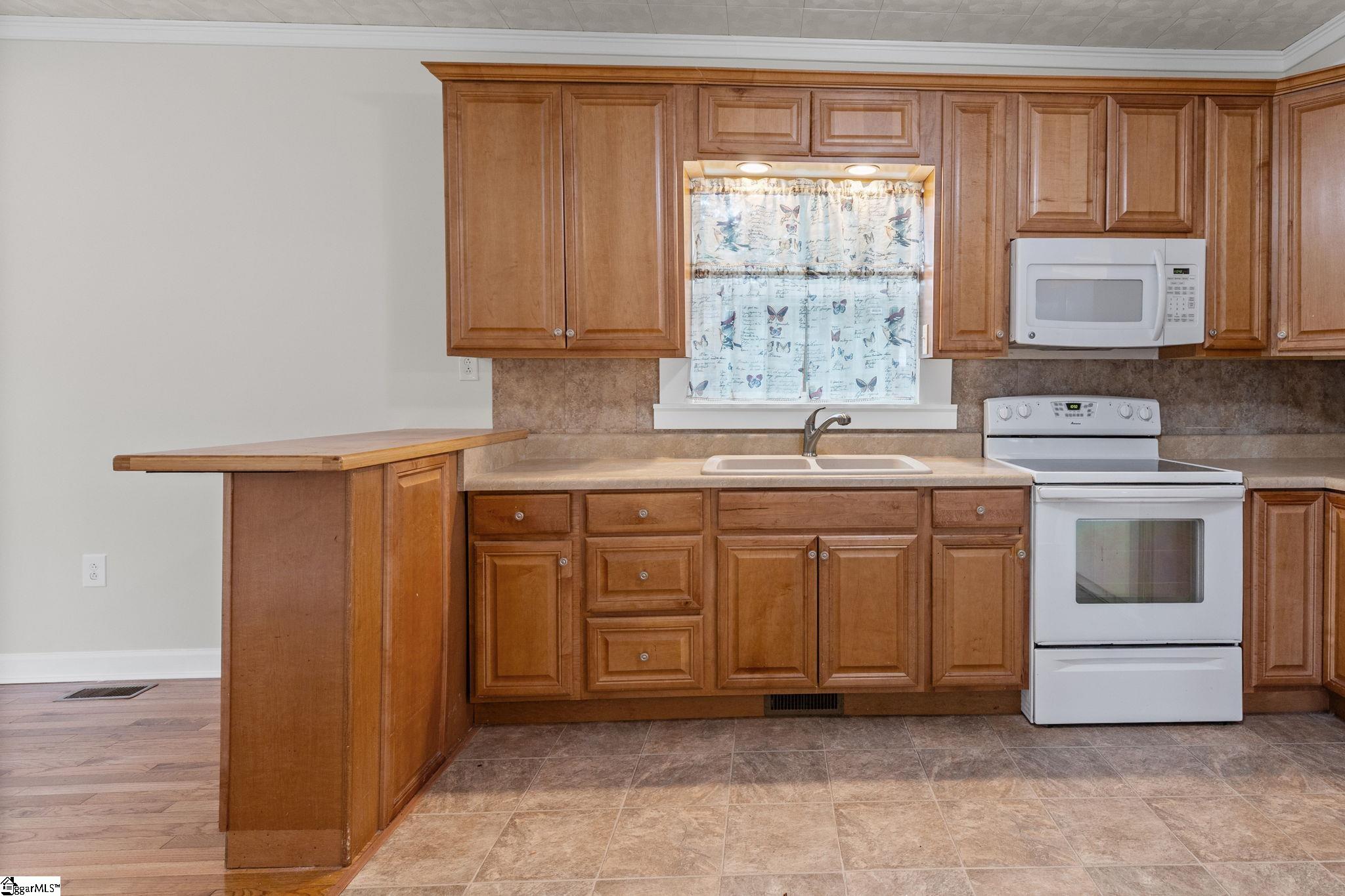 403 Faulkner Street Clover, SC 29710 - Photo 19 of 35