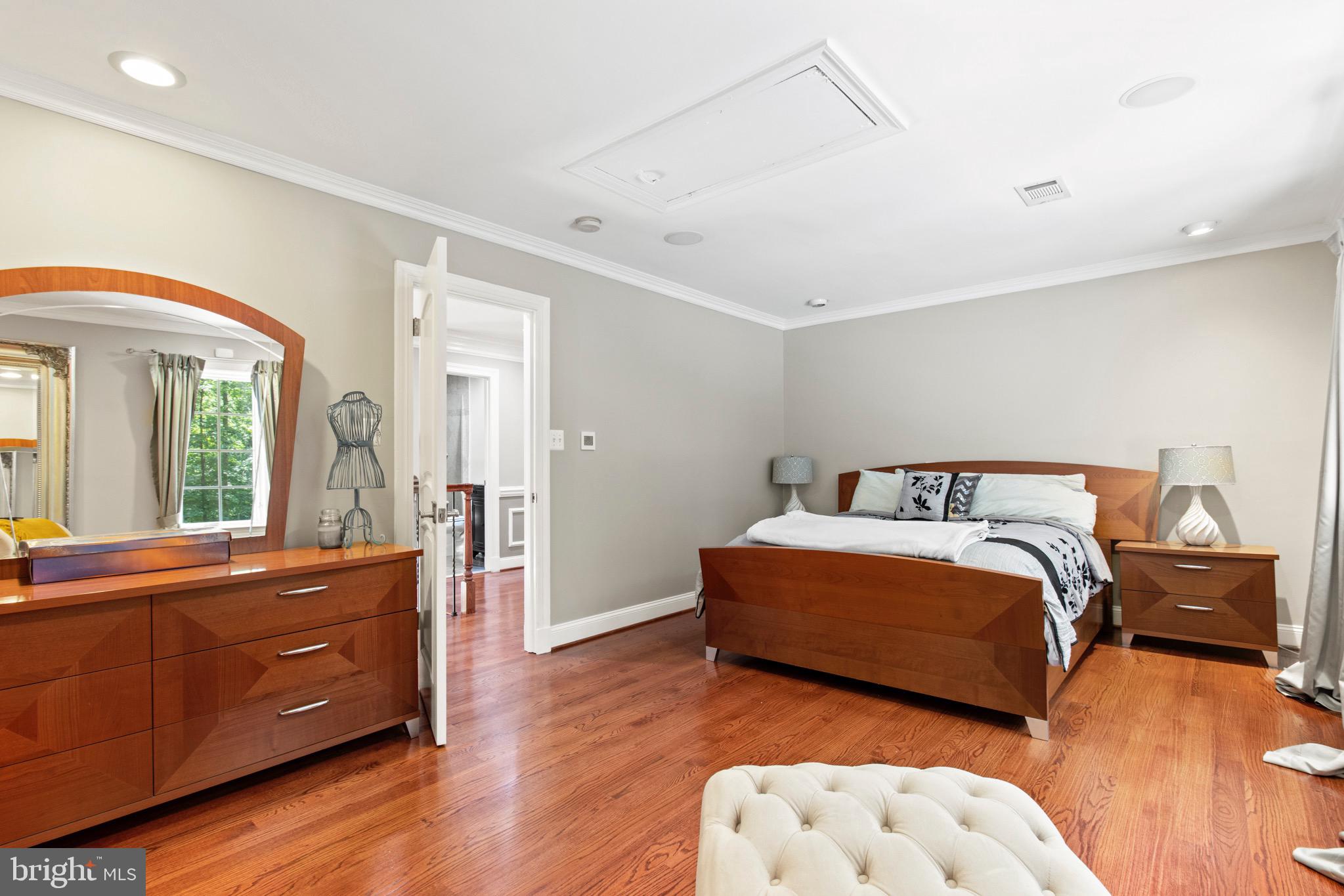 11005 Tara Road Potomac, MD 20854 - Photo 54 of 102 Gallery Image 54