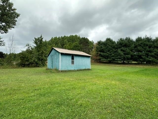2032 Devlin Road Central Lake, MI 49622 - Photo 8 of 23 Gallery Image 8