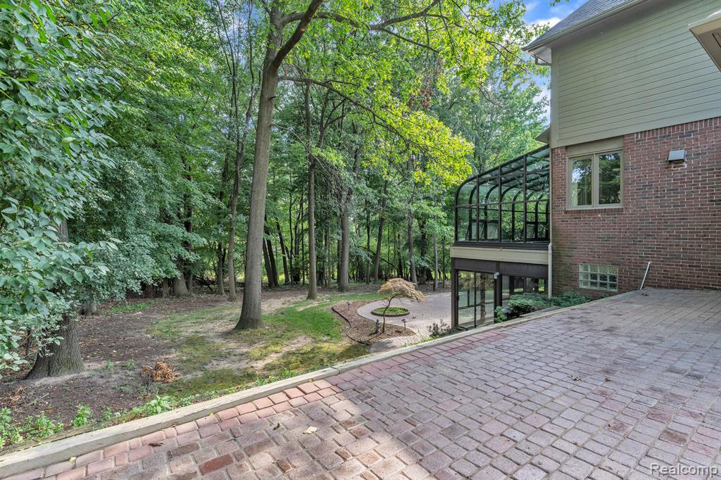 1691 Spring Creek Drive Rochester Hills, MI 48306 - Photo 73 of 78