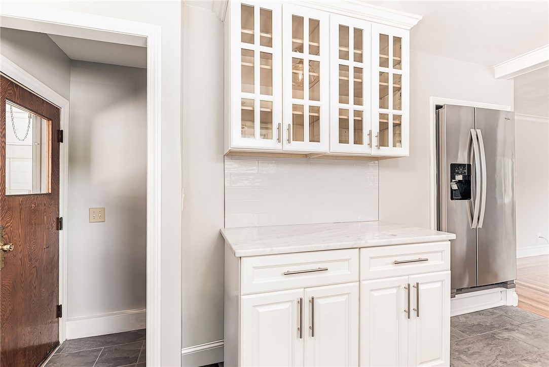 76 Crossland Road West Warwick, RI 02893 - Photo 17 of 29