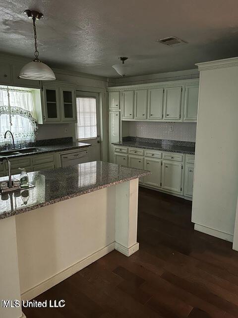 1005 Hillcrest Street Canton, MS 39046 - Photo 5 of 18 Img 7