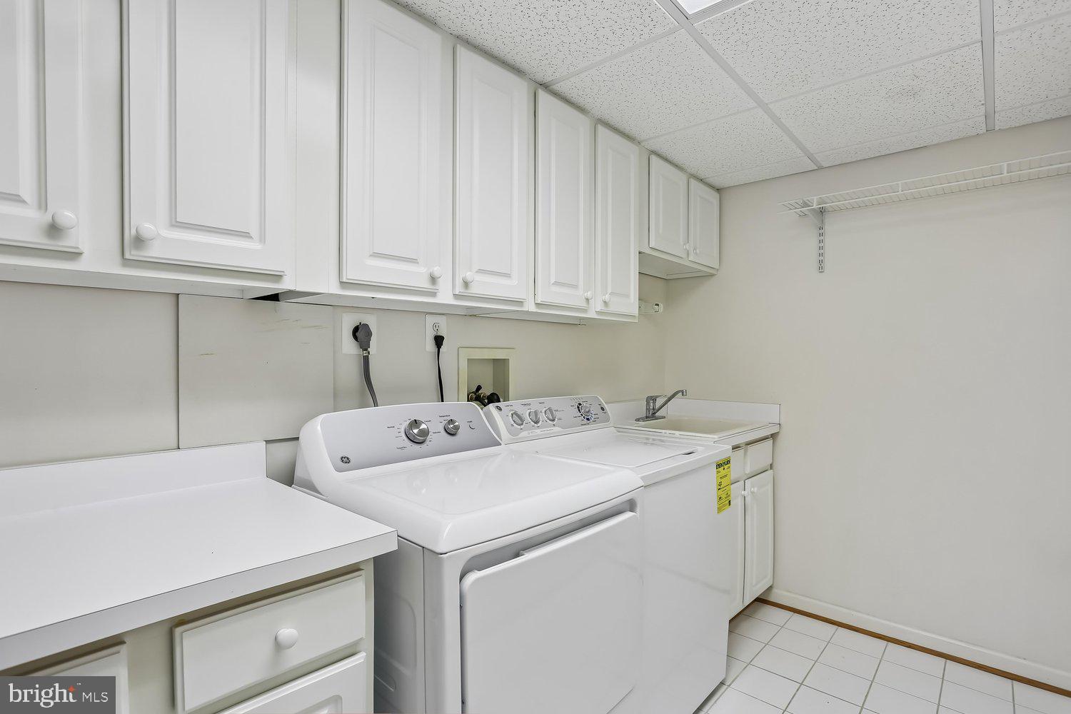 14338 Chesterfield Road Rockville, MD 20853 - Photo 40 of 60 Laundry