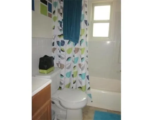 $1,450 | 91 Crescent Street, Unit 8, Northampton, MA 01060