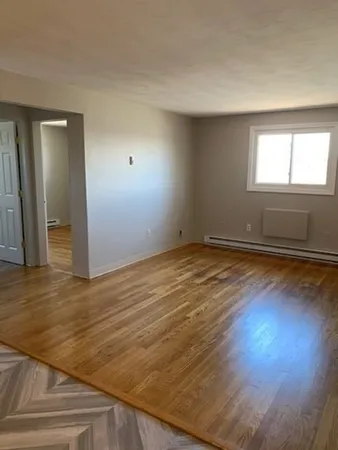 $1,450 | 91 Crescent Street, Unit 8, Northampton, MA 01060