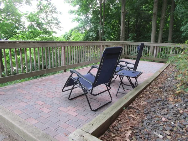 $1,450 | 91 Crescent Street, Unit 8, Northampton, MA 01060