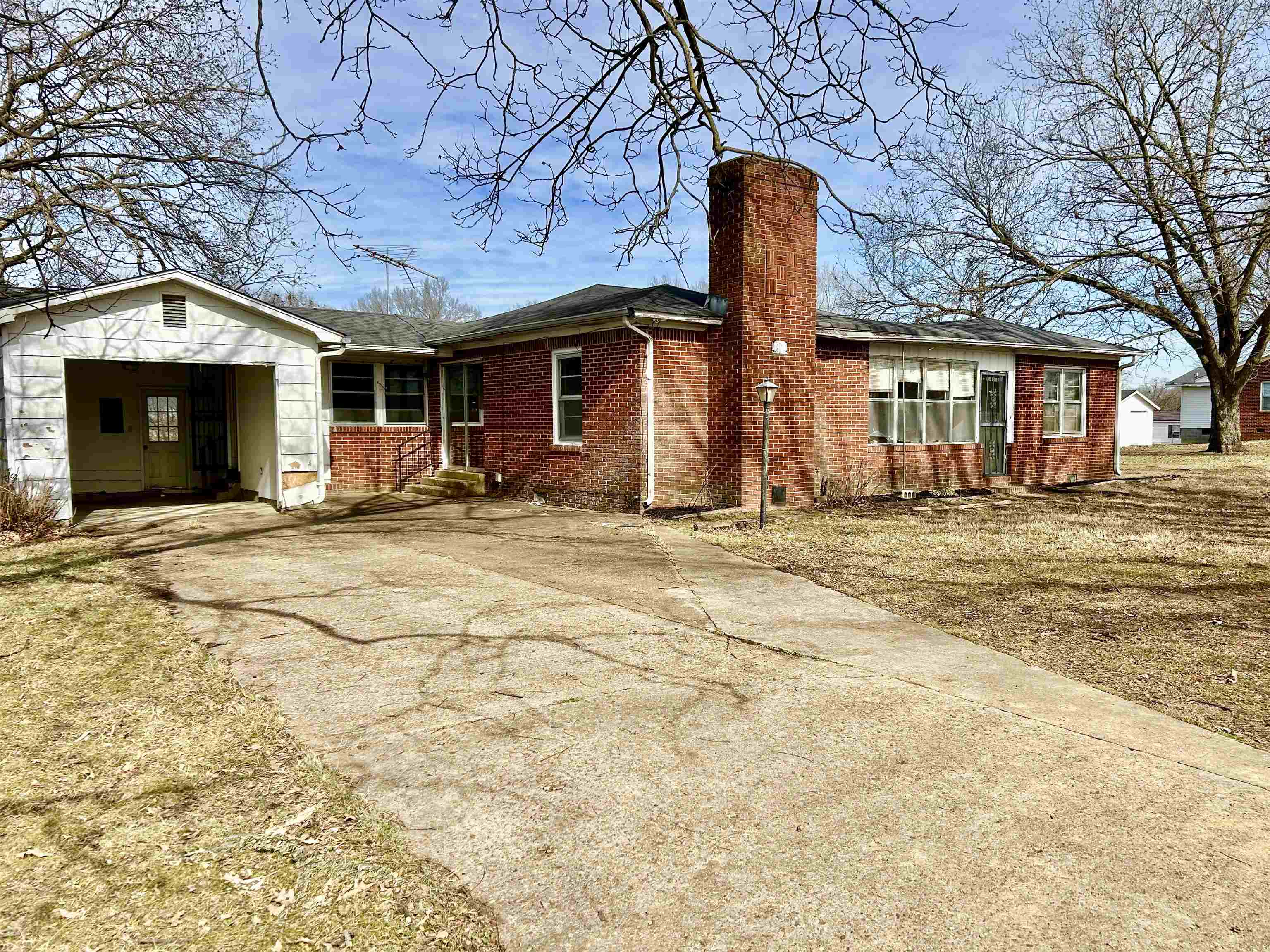 1806 Highway 54 Covington, TN 38019 - Photo 2 of 16