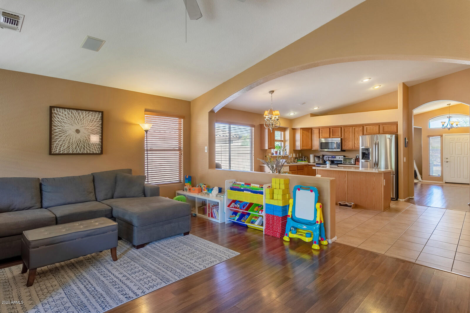 3971 East Bautista Road Gilbert, AZ 85297 - Photo 6 of 29 08_3971_E_Bautista_Rd__08_mls