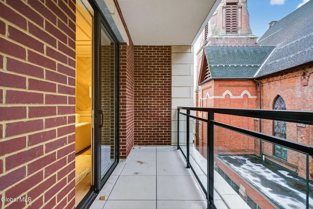 $1,025,000 | 19 Washington Street, Unit 454 B3, Saratoga Springs, NY 12866