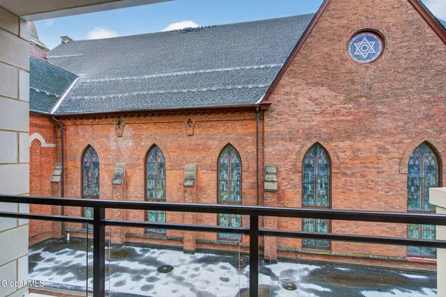 $1,025,000 | 19 Washington Street, Unit 454 B3, Saratoga Springs, NY 12866