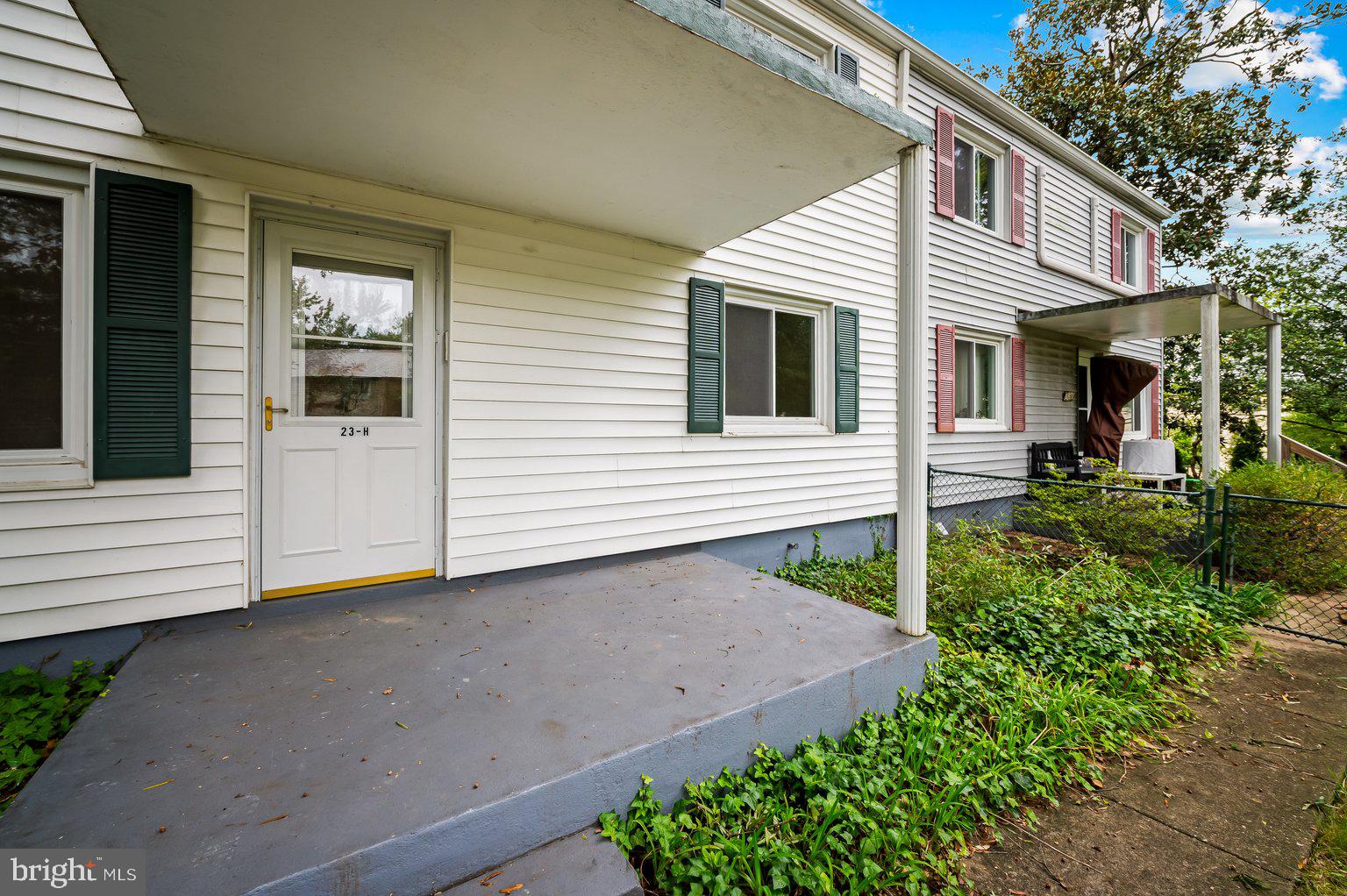 23 Ridge Road Greenbelt, MD 20770 - Photo 27 of 34 Gallery Image 27