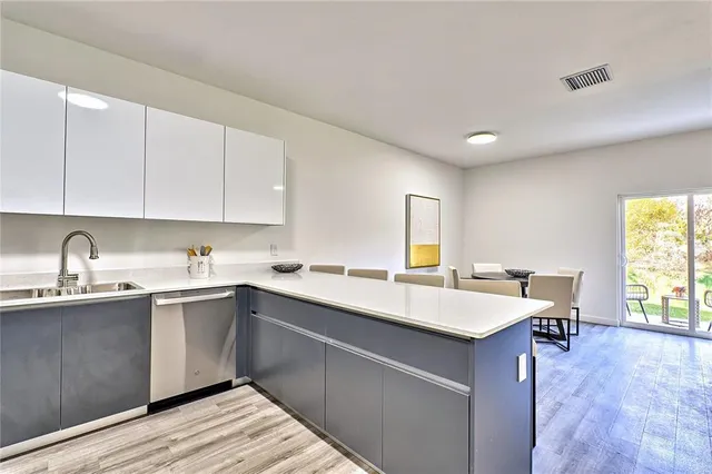 $281,675 | 1601 Northwest 29 Road, Unit 2, Gainesville, FL 32605