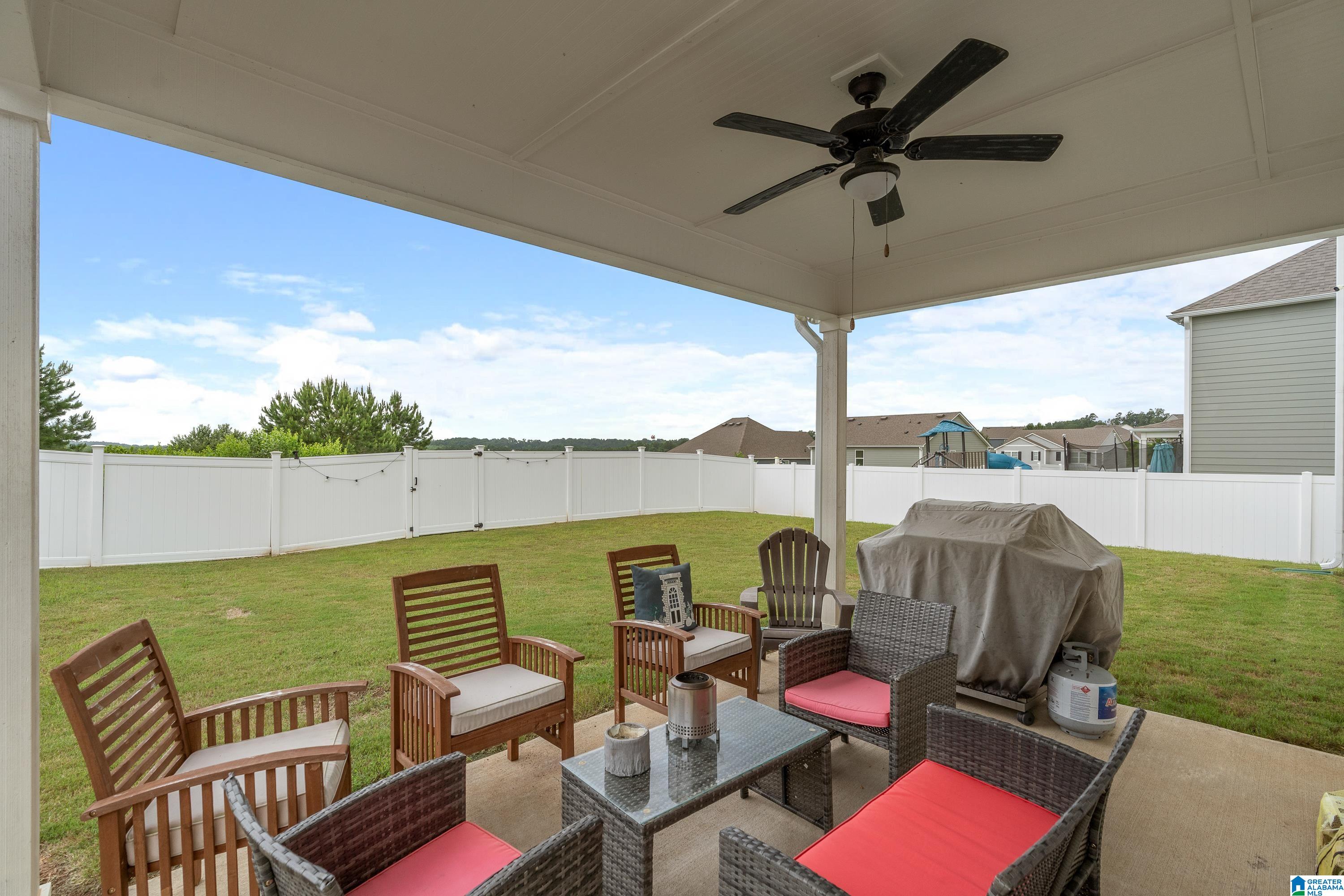 1017 Greenhead Drive Alabaster, AL 35007 - Photo 39 of 43