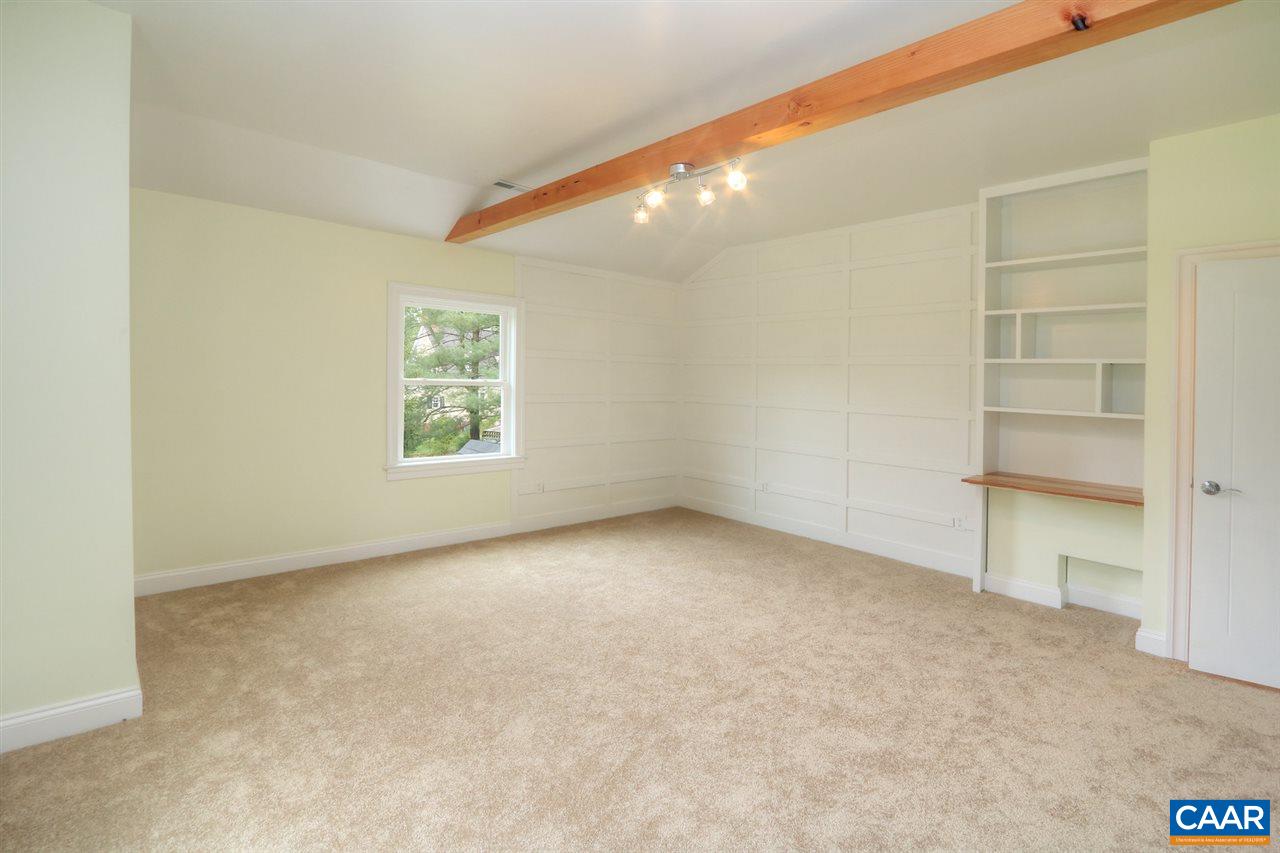 268 Dry Bridge Road Charlottesville, VA 22903 - Photo 34 of 36 an empty room with windows