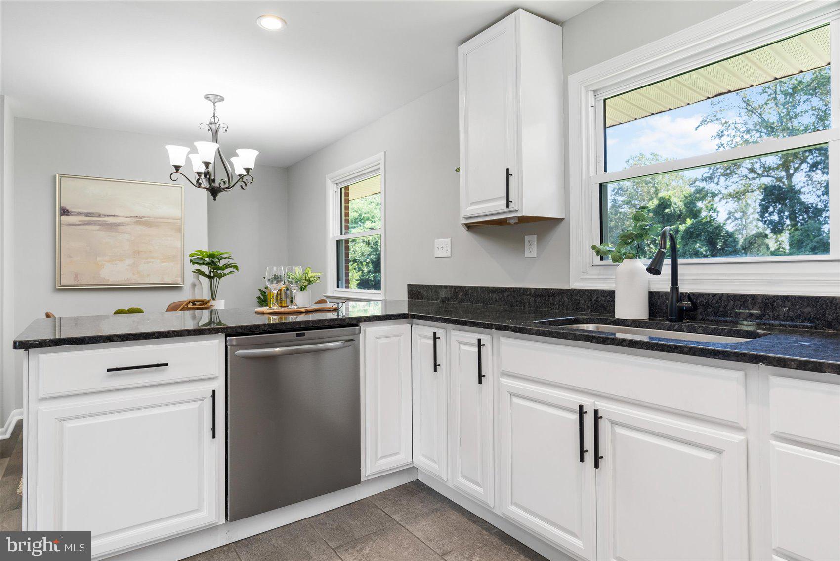 575 Shore Acres Road Arnold, MD 21012 - Photo 13 of 43 Gallery Image 13