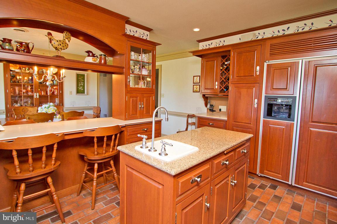 115 Chestnut Street Lititz, PA 17543 - Photo 22 of 59