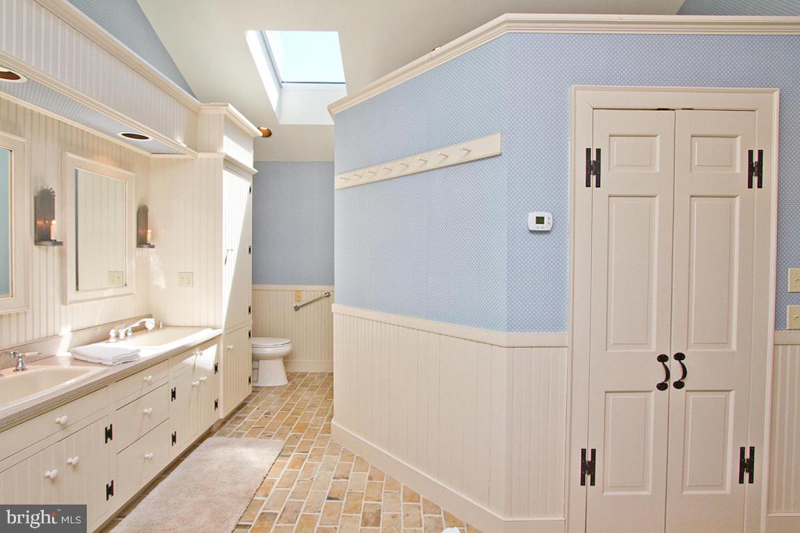115 Chestnut Street Lititz, PA 17543 - Photo 40 of 59