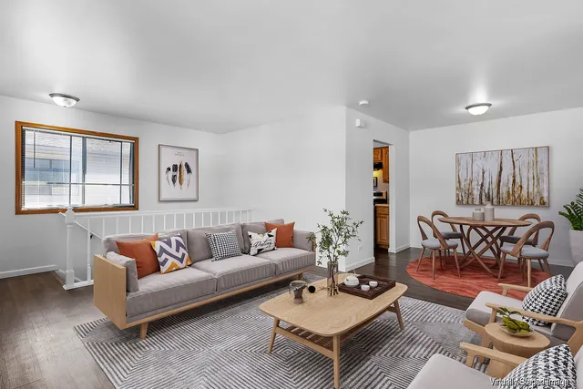 $229,900 | 29W560 Winchester Circle West, Unit 4, Warrenville, IL 60555