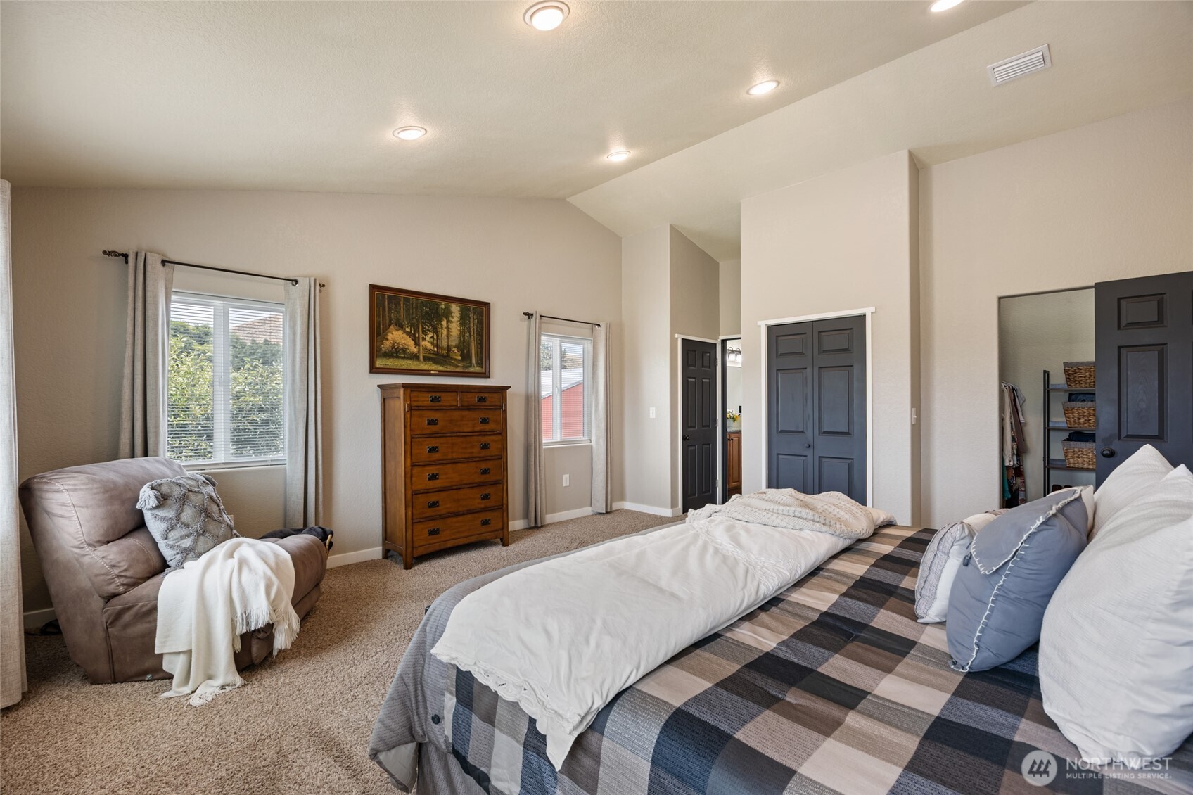 12 South Kirkpatrick Road Omak, WA 98841 - Photo 15 of 39