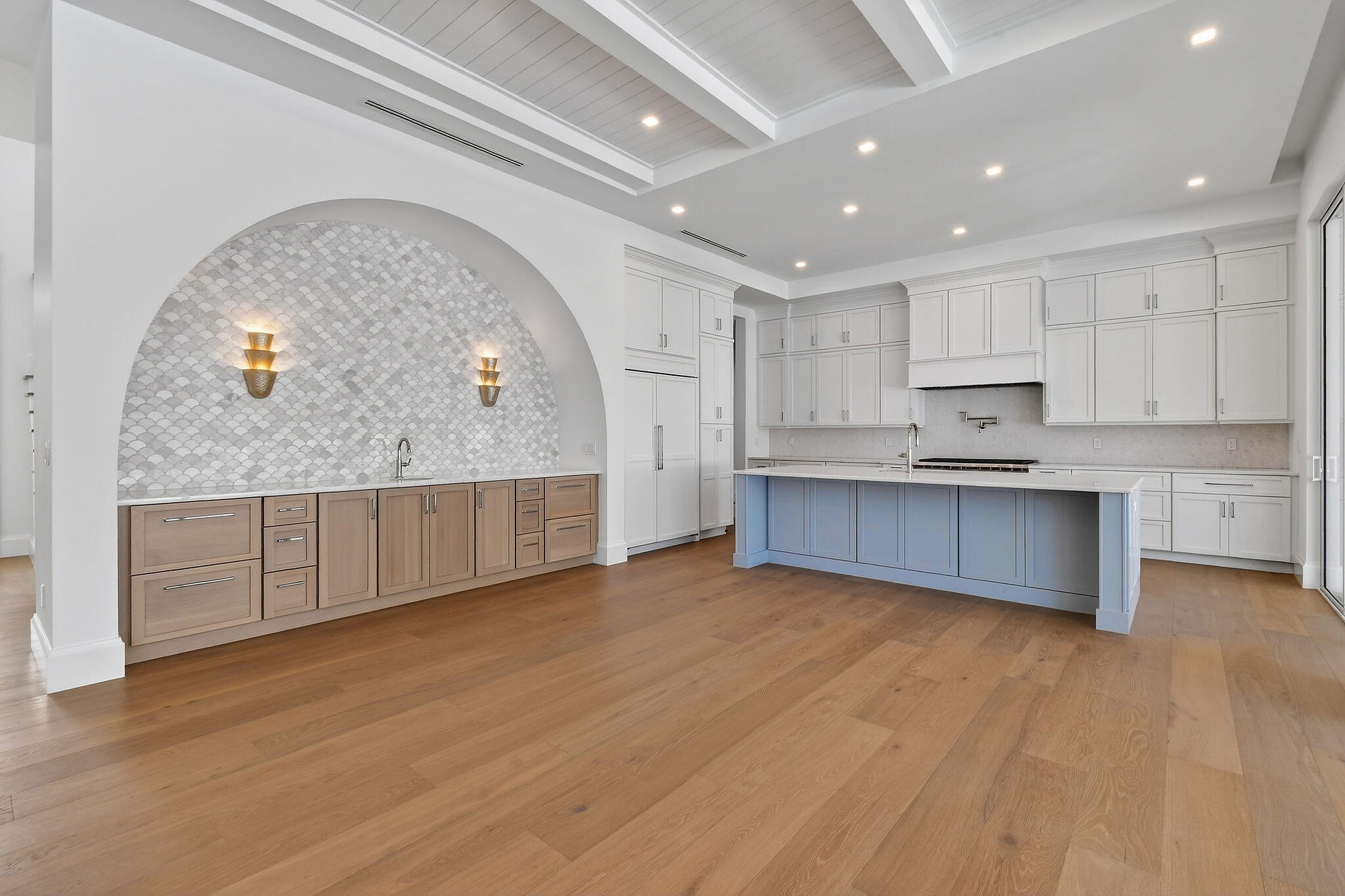 192 River Drive Jupiter, FL 33469 - Photo 7 of 45 a view of kitchen and kitchen with wooden floor