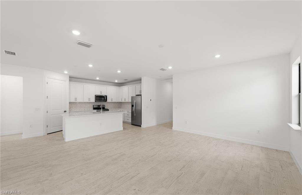 2072 Freemont Way Naples, FL 34120 - Photo 10 of 42