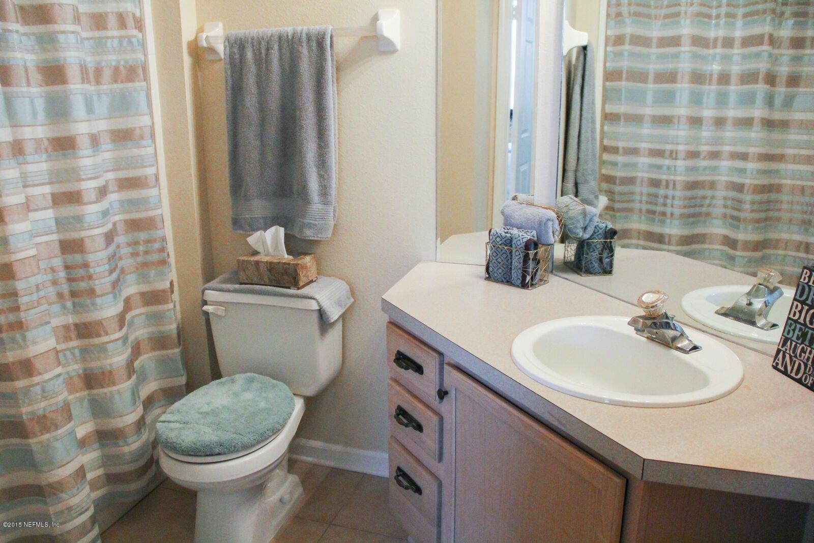 10550 Baymeadows Road, Unit 707 Jacksonville, FL 32256 - Photo 10 of 19 Baymeadows-master bath 2