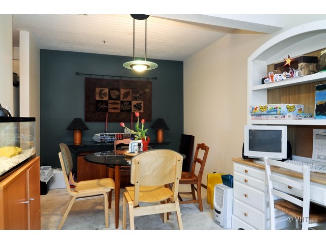 760 Weidner Road, Unit 105 Buffalo Grove, IL 60089 - Photo 6 of 10