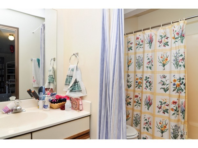 760 Weidner Road, Unit 105 Buffalo Grove, IL 60089 - Photo 9 of 10