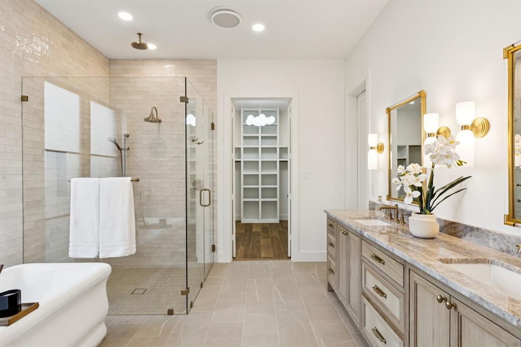 7153 Cornelia Lane Dallas, TX 75214 - Photo 16 of 31