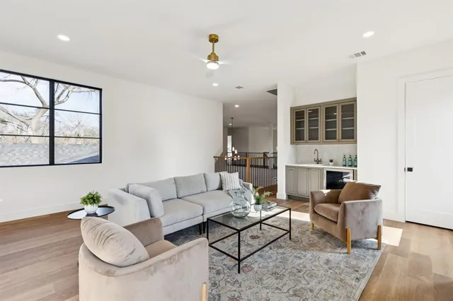 $3,195,000 | 7153 Cornelia Lane, Dallas, TX 75214