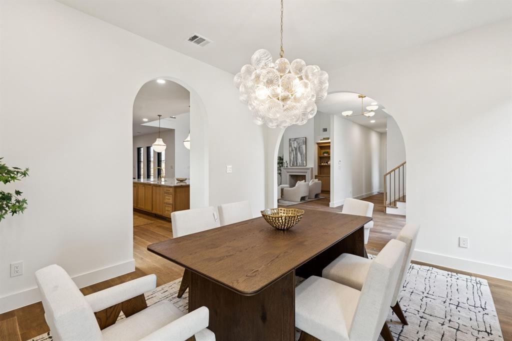 7153 Cornelia Lane Dallas, TX 75214 - Photo 4 of 31