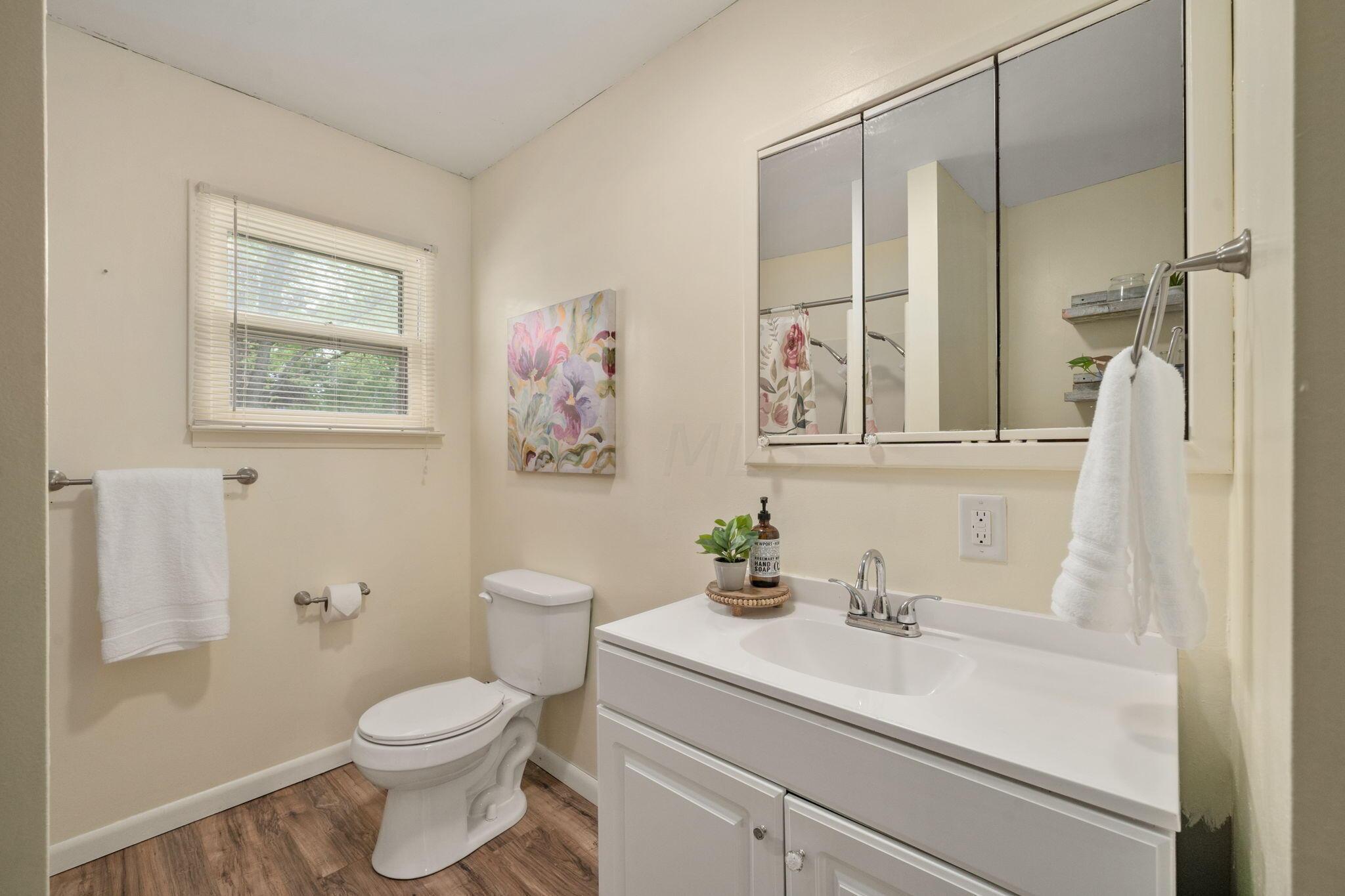 1634 Case Road Columbus, OH 43224 - Photo 22 of 40 23-web-or-mls-DSC05762