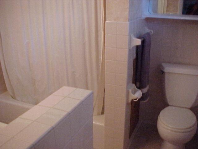 1075 Bernhard Road Columbus, OH 43227 - Photo 12 of 20 Gallery Image 12