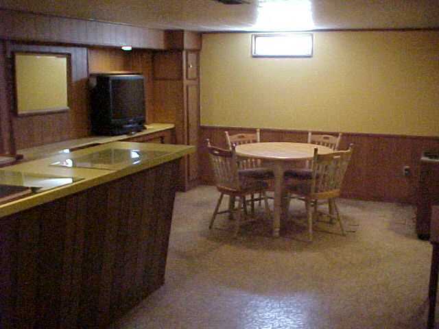 1075 Bernhard Road Columbus, OH 43227 - Photo 19 of 20 Gallery Image 19