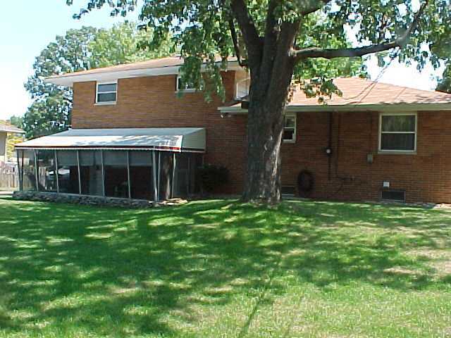 1075 Bernhard Road Columbus, OH 43227 - Photo 2 of 20 Gallery Image 2