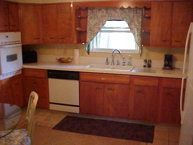 1075 Bernhard Road Columbus, OH 43227 - Photo 8 of 20 Gallery Image 8