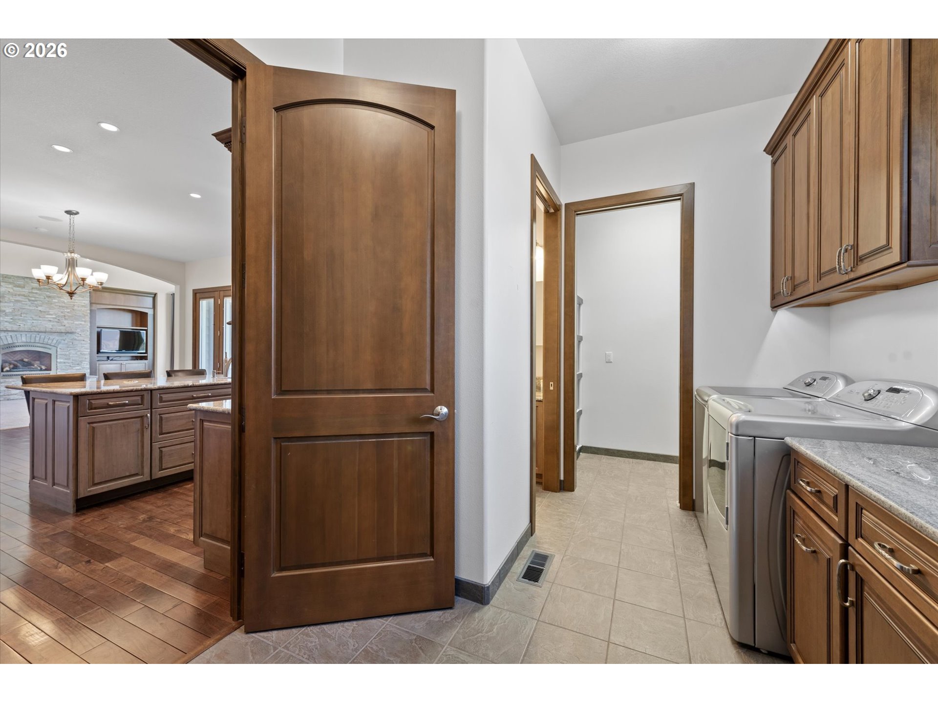121 Ridge Drive La Grande, OR 97850 - Photo 21 of 43 a kitchen with a refrigerator and a sink