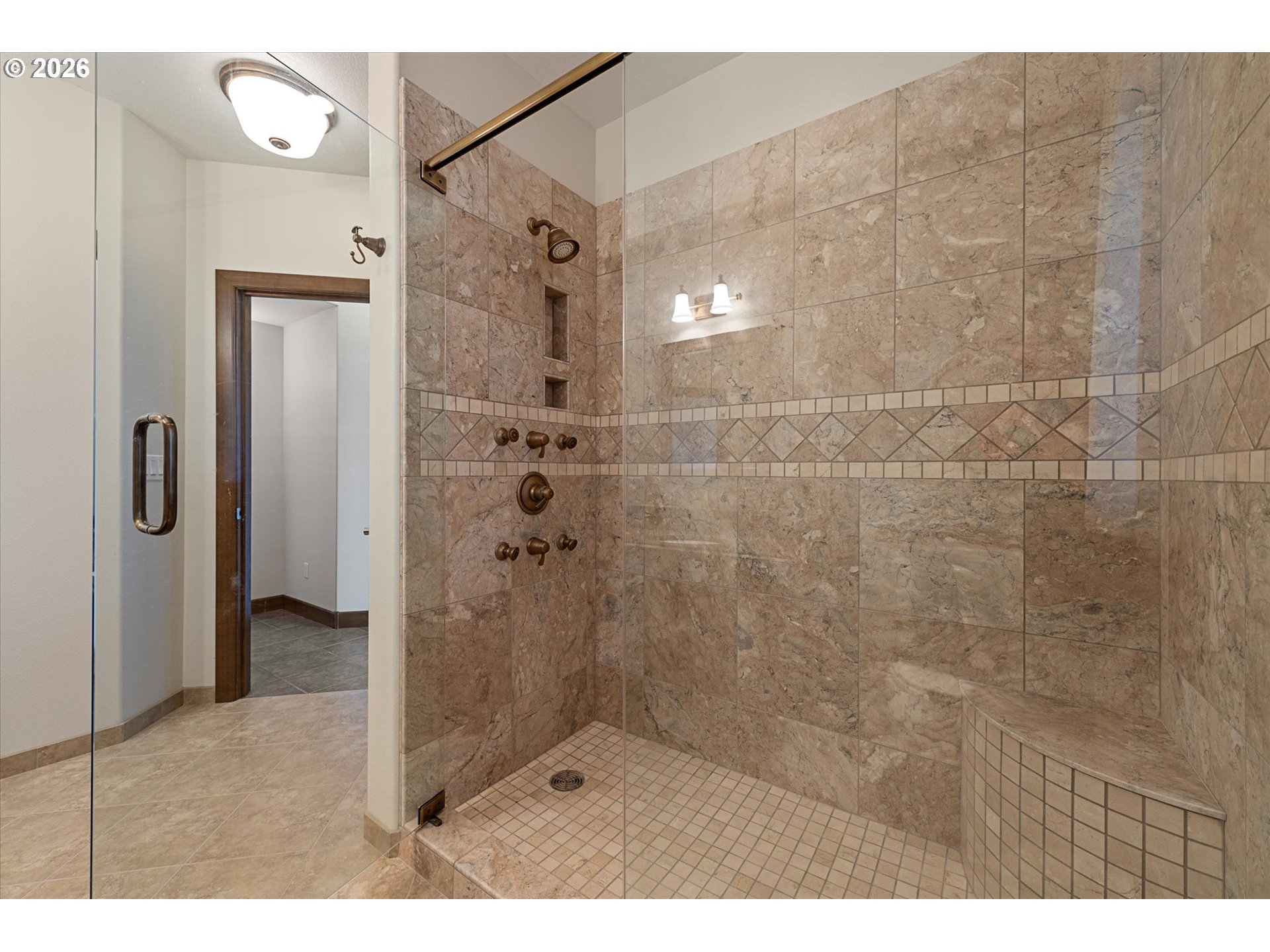 121 Ridge Drive La Grande, OR 97850 - Photo 27 of 43 a bathroom with a shower and a sink