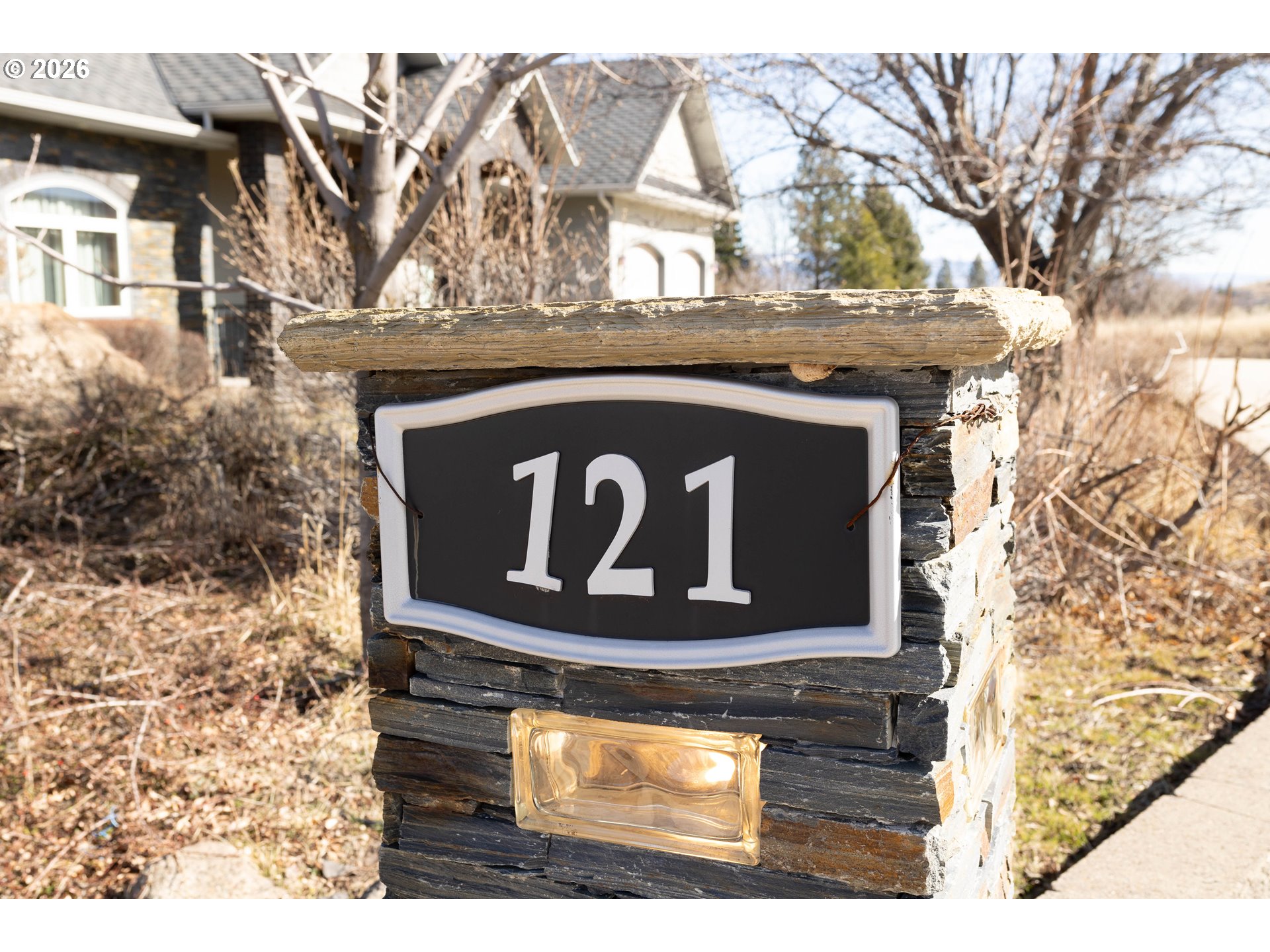 121 Ridge Drive La Grande, OR 97850 - Photo 43 of 43 a sign that is on the side of a building