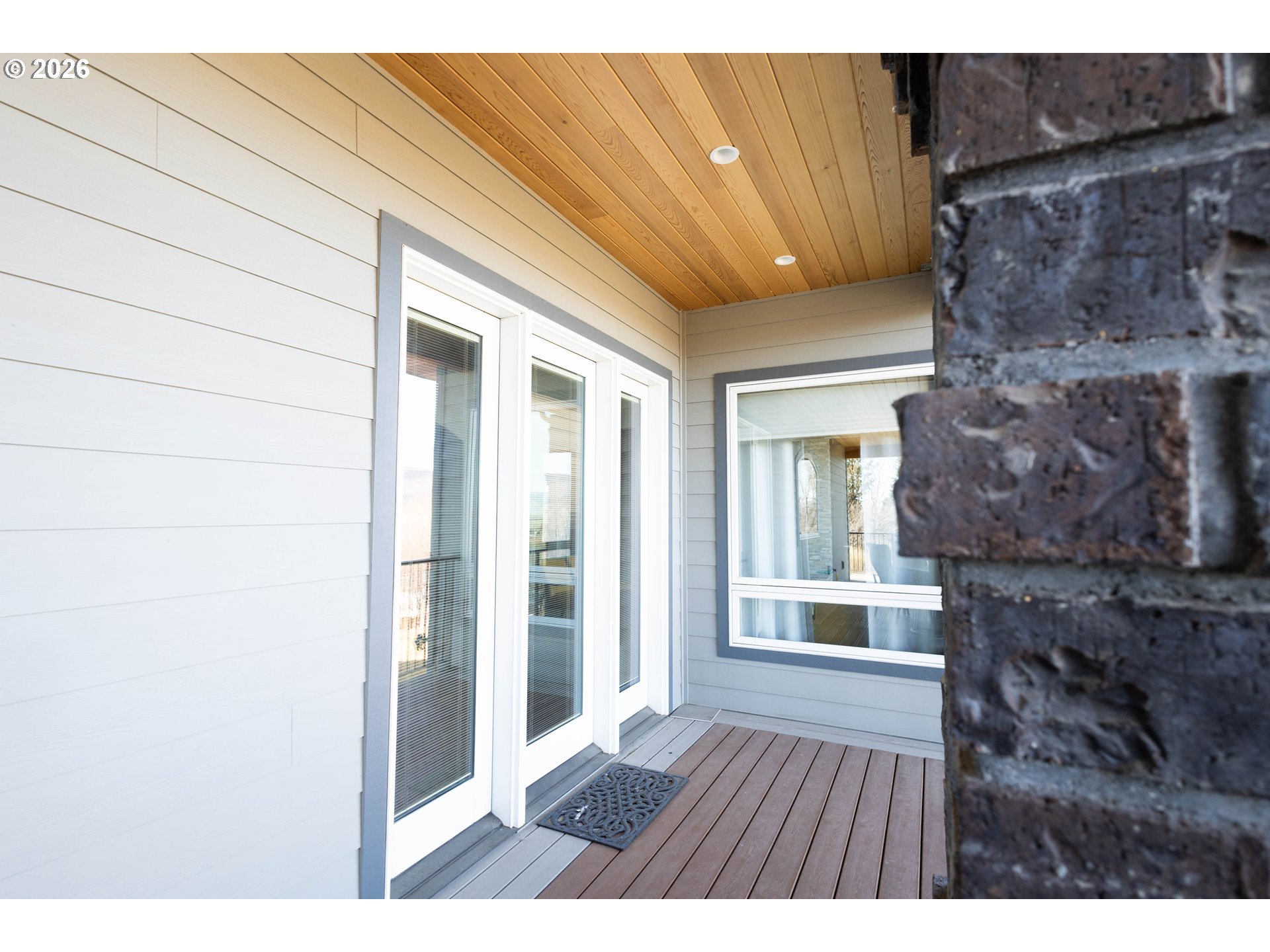 121 Ridge Drive La Grande, OR 97850 - Photo 8 of 43 a view interior of the house with wooden floor