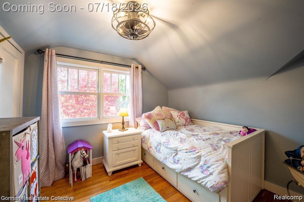 283 Phillips Avenue Clawson, MI 48017 - Photo 19 of 26 Bedroom 2 original hardwood floors, brand new windows