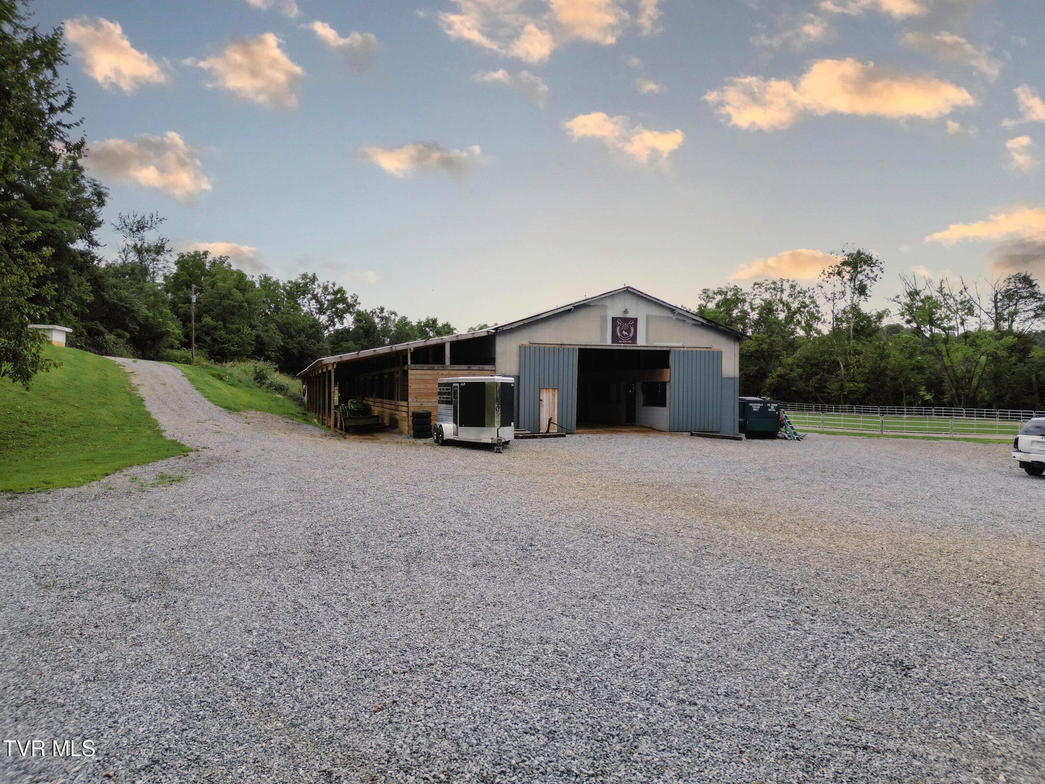 90 Darnell Road Greeneville, TN 37743 - Photo 9 of 48 90 Darnell Rd