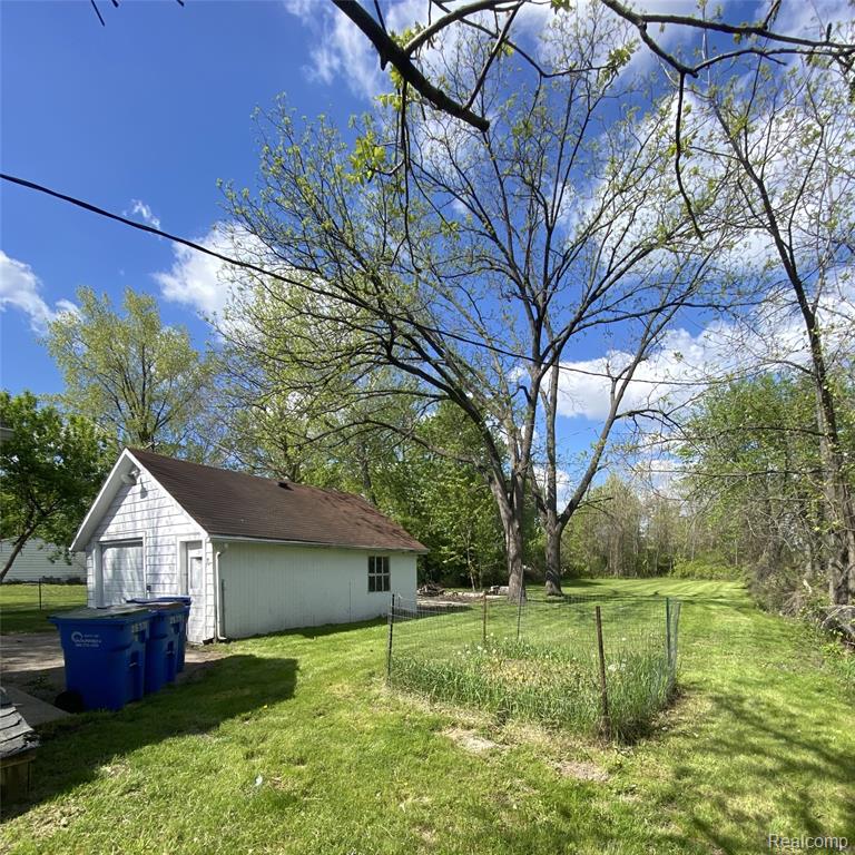 25771 Peter Kaltz Road Warren, MI 48091 - Photo 16 of 16