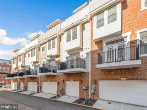 $3,190 | 296 Wood Trestle Terrace Southeast, Leesburg, VA 20175