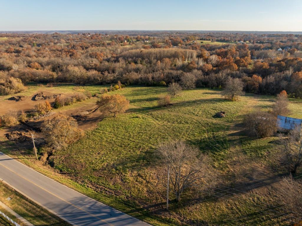 2 West Ryan Road Grain Valley, MO 64029 - Photo 1 of 22
