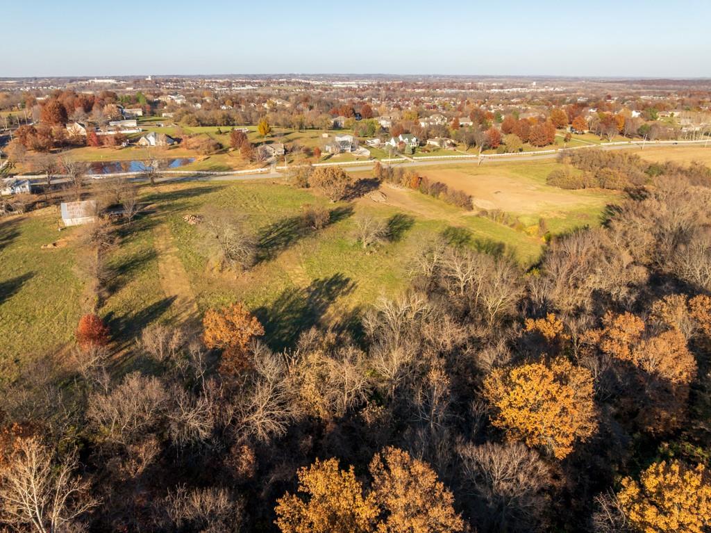 2 West Ryan Road Grain Valley, MO 64029 - Photo 3 of 22