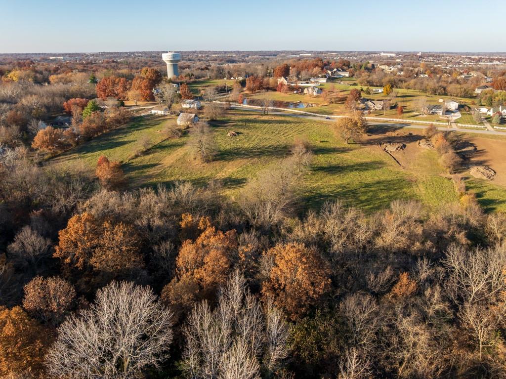 2 West Ryan Road Grain Valley, MO 64029 - Photo 5 of 22