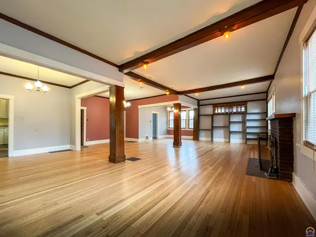 $212,000 | 1427 Southwest Jewell Avenue, Topeka, KS 66604